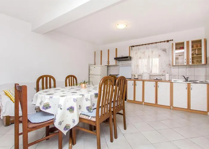 House Jozo Marina
